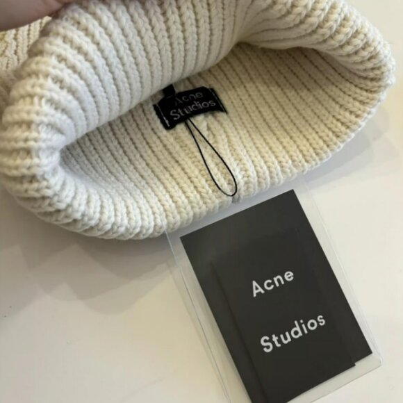 Acne Studios Smile Face Wool White Bernie Hat - Picture 4 of 4